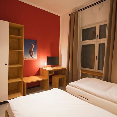 Aparthotel Schillinger-Berlin Am Tempelhofer Feld Camera foto