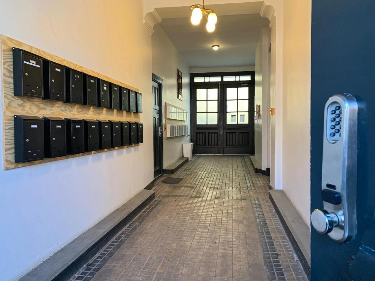 Aparthotel Schillinger-Berlin Am Tempelhofer Feld Esterno foto